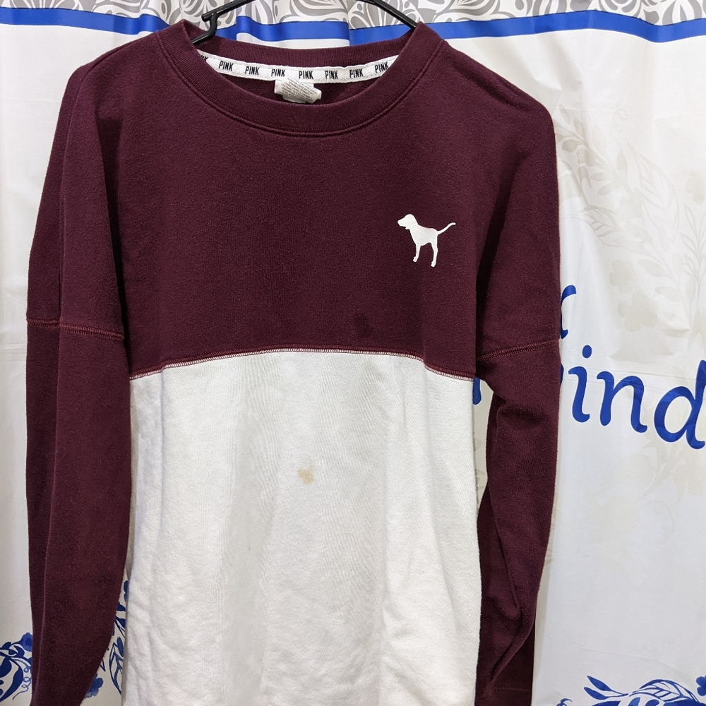 Women's sweatshirt